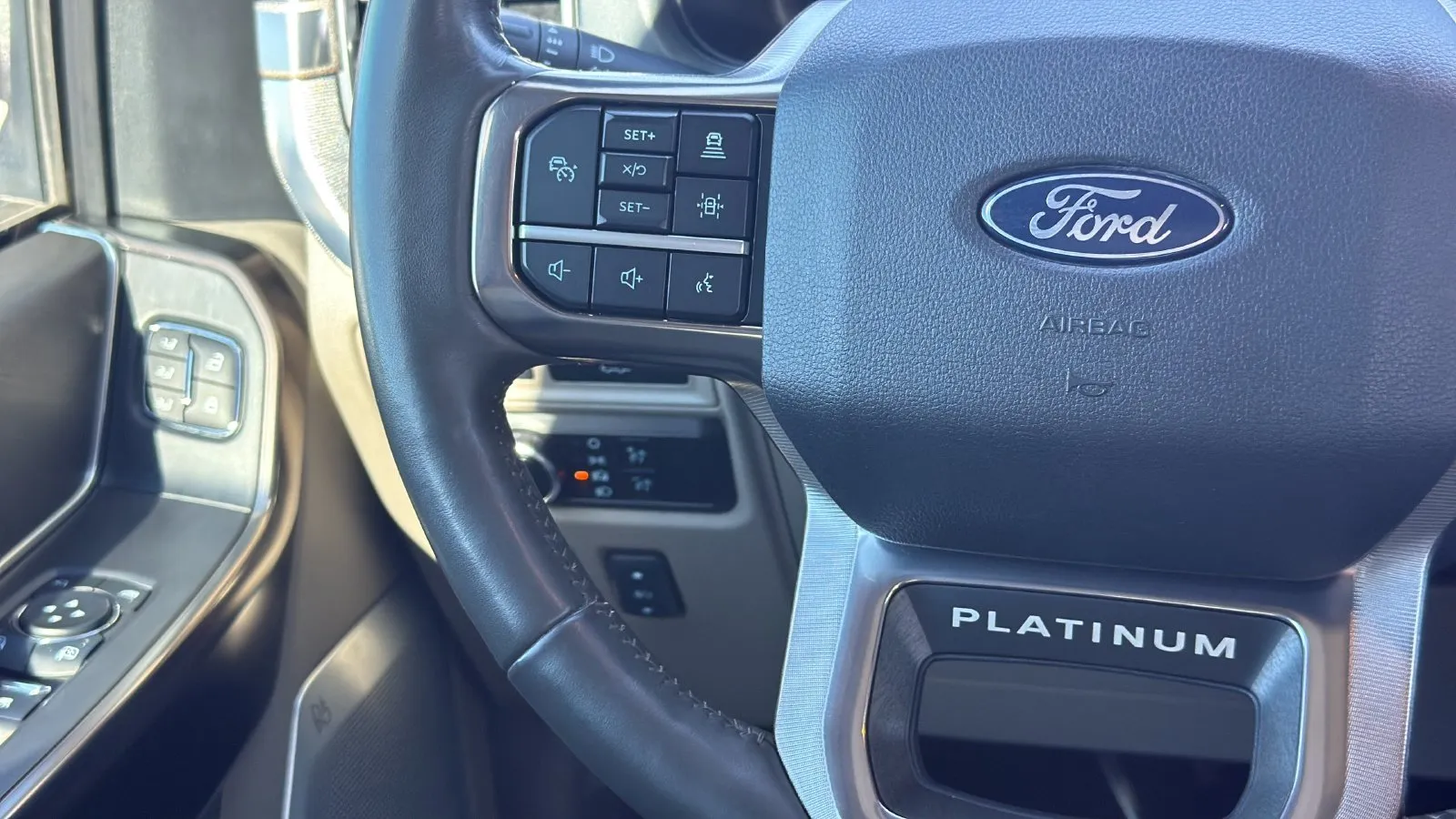 Ford F-150 photo 15