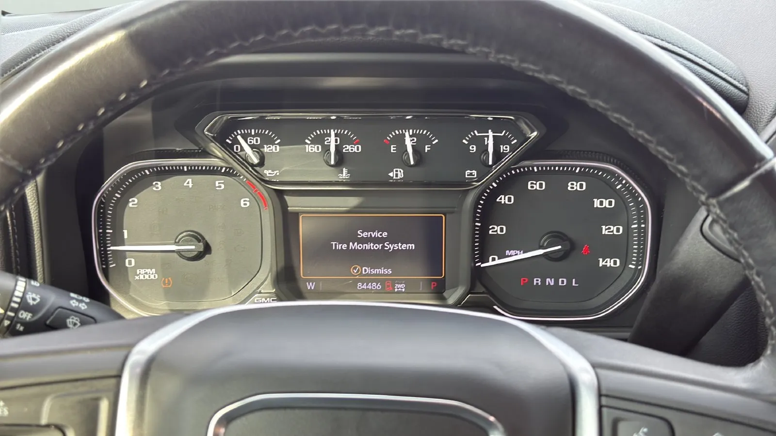 GMC Sierra photo 13