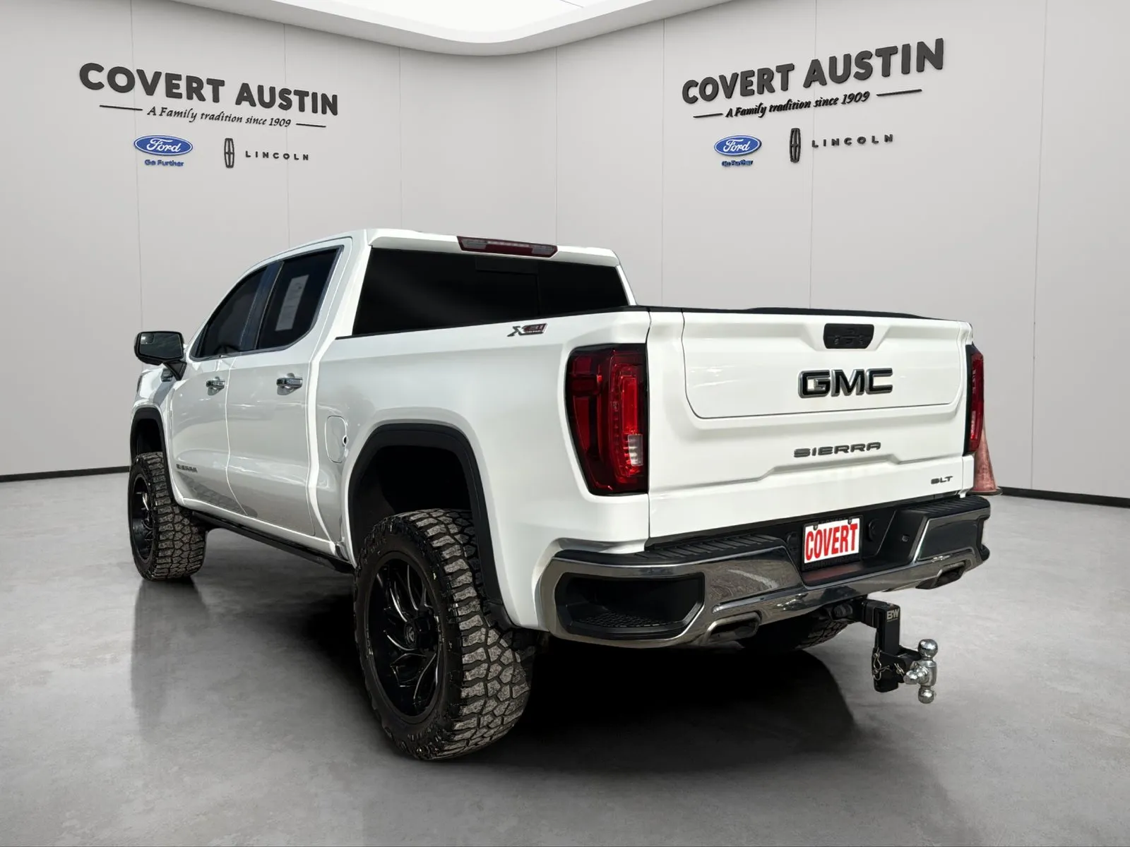 GMC Sierra photo 3