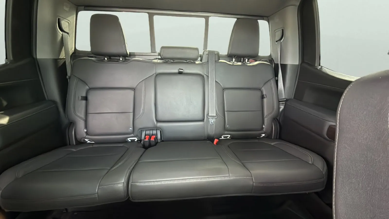 GMC Sierra photo 25