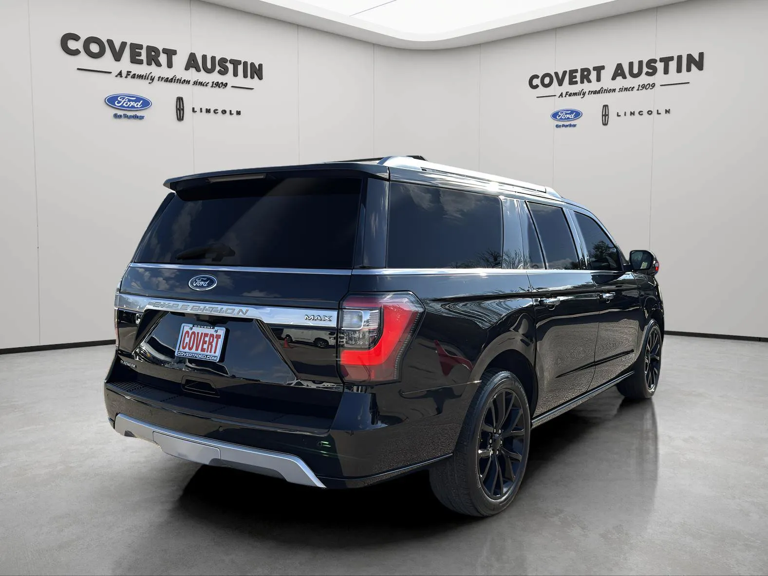 Ford Expedition MAX photo 5
