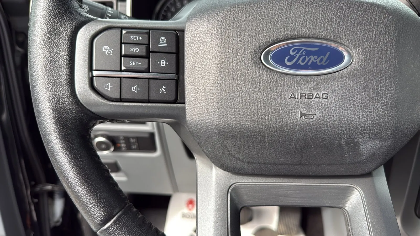 Ford F-150 photo 16
