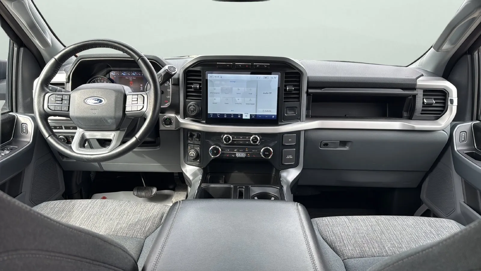 Ford F-150 photo 21