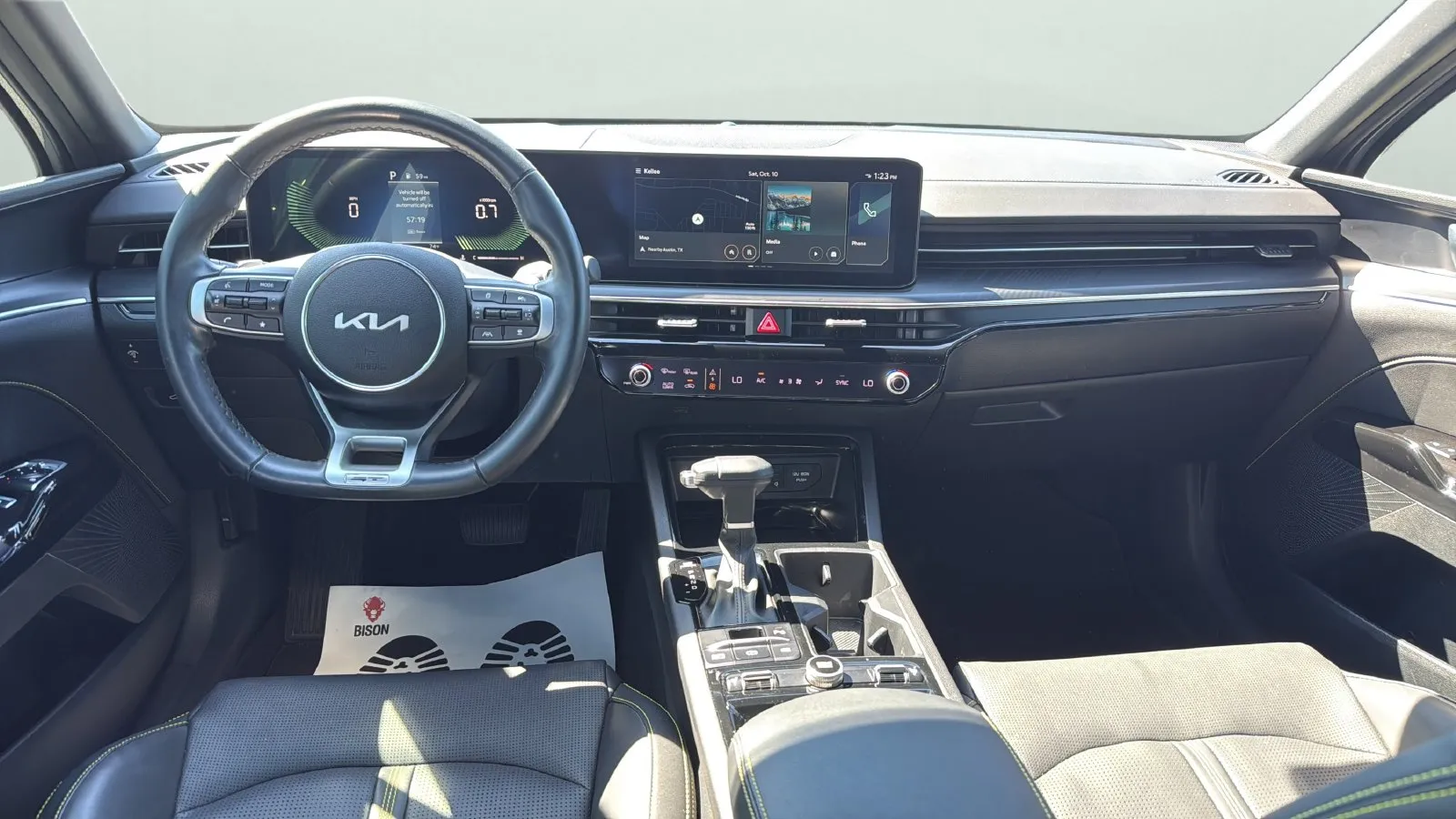 Kia K5 photo 21