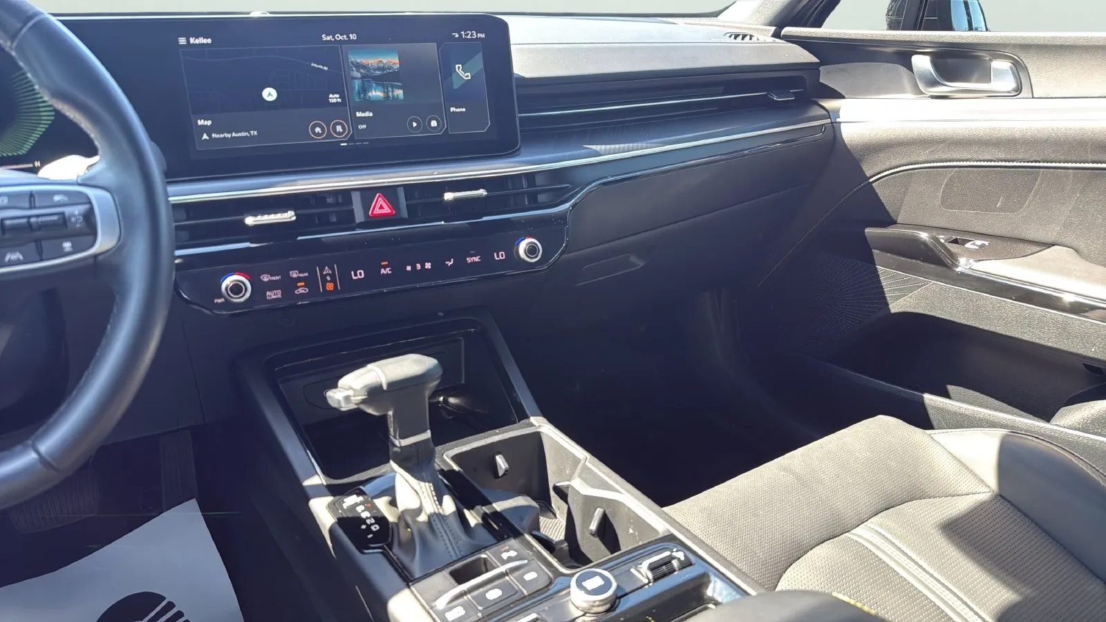 Kia K5 photo 19