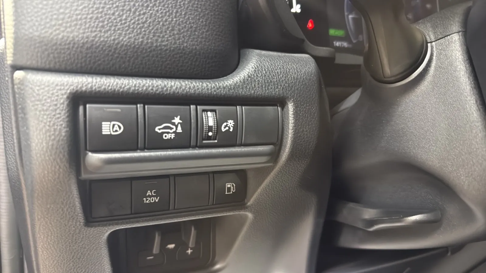 Toyota Land Cruiser photo 17
