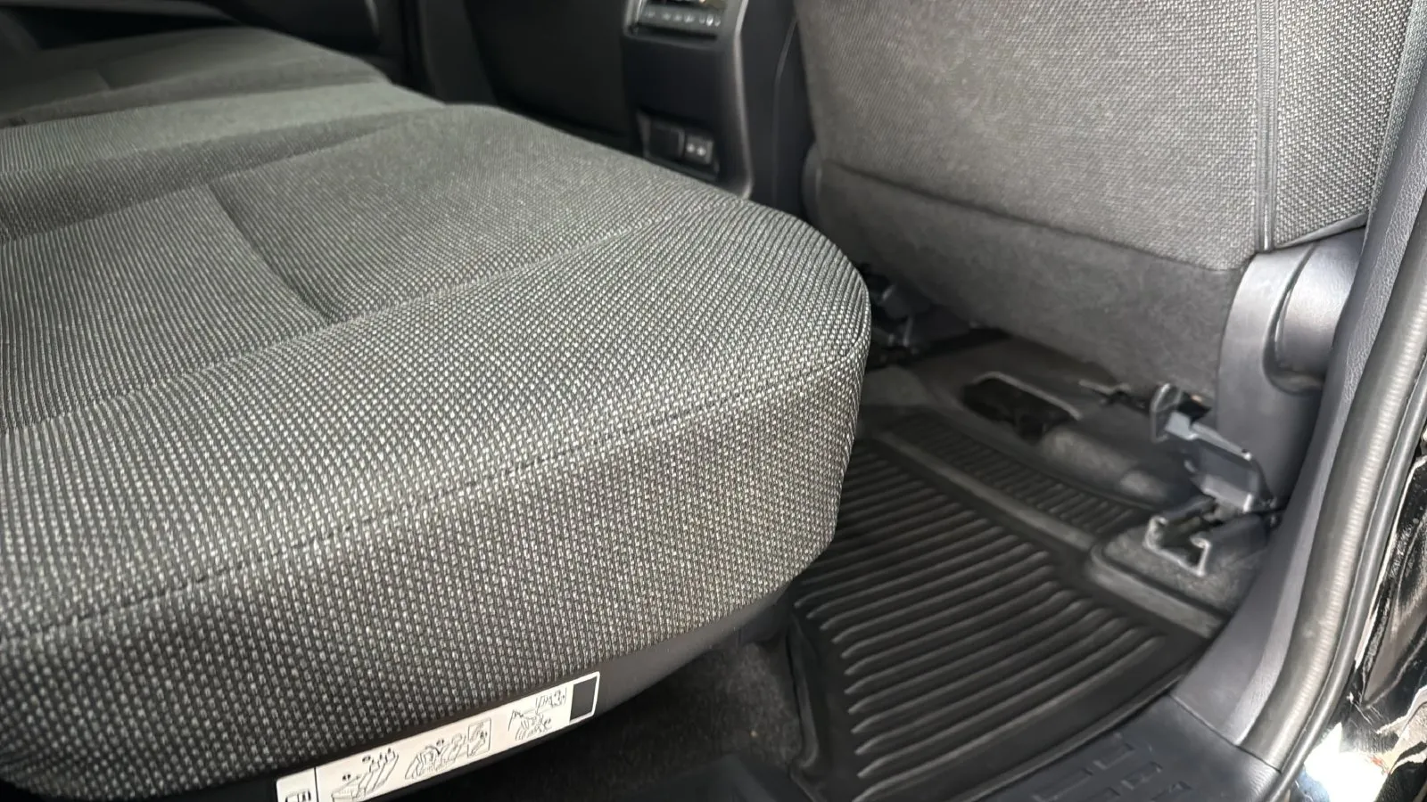 Toyota Land Cruiser photo 26