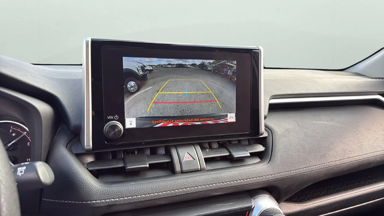Toyota RAV4 photo 12