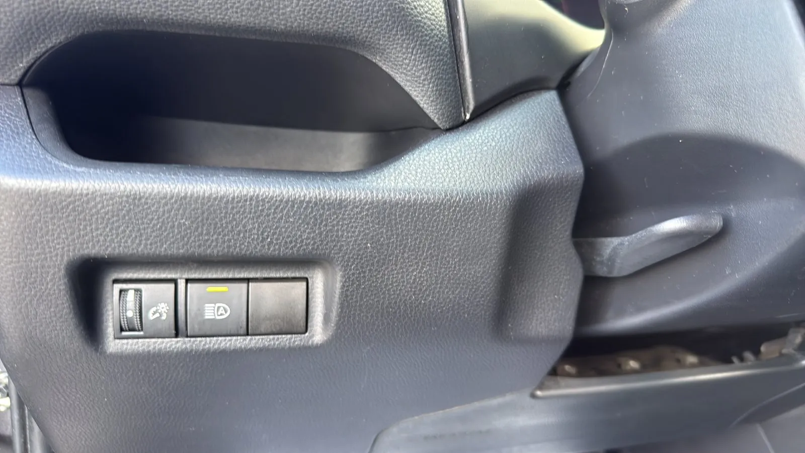 Toyota RAV4 photo 11