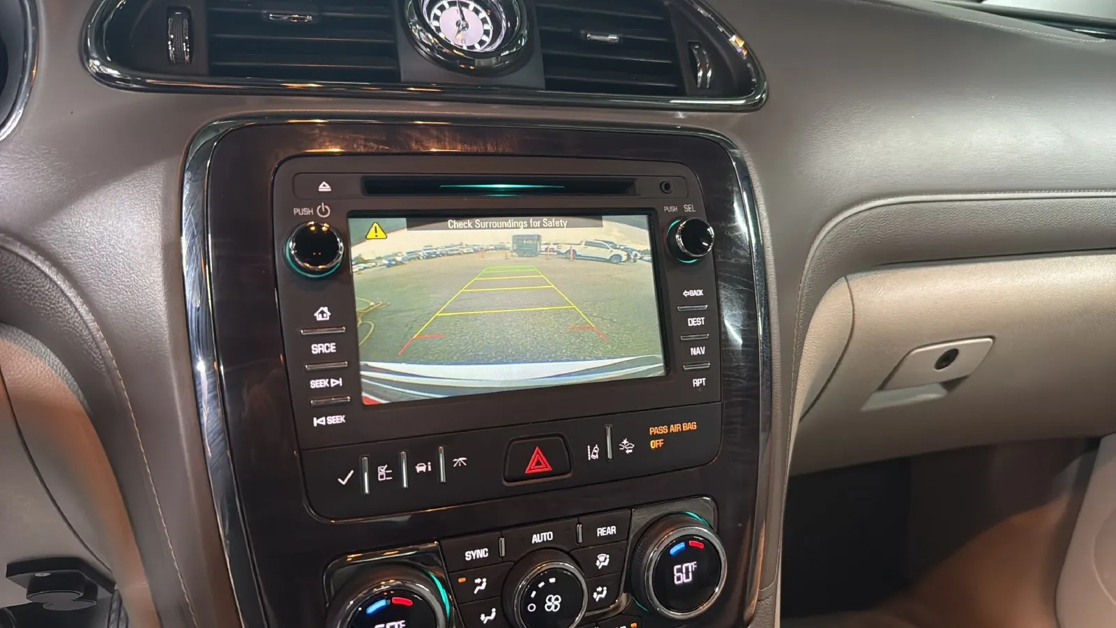 Buick Enclave photo 18