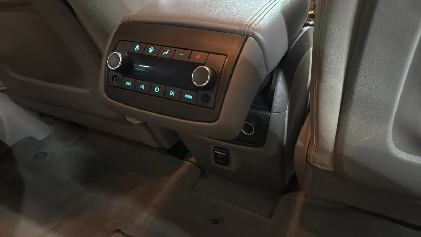 Buick Enclave photo 27