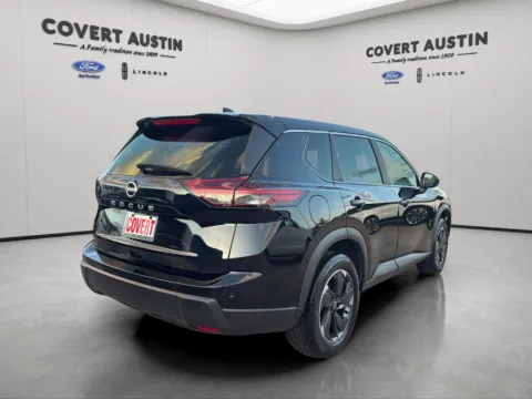 More photos of 2025 Nissan Rogue SV at Covert Ford Lincoln, TX