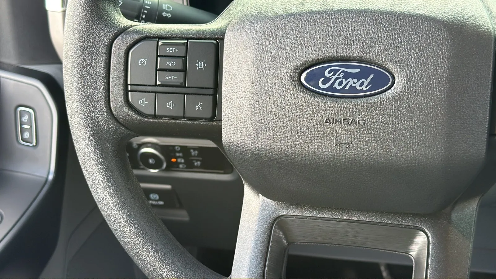 Ford F-150 photo 16