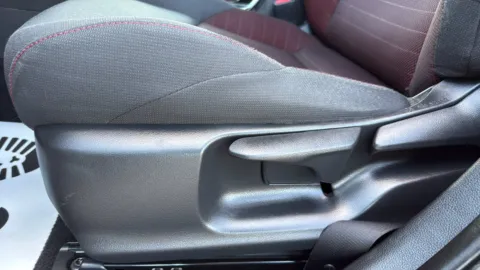 More photos of 2023 Toyota Corolla SE at Covert Ford Lincoln, TX