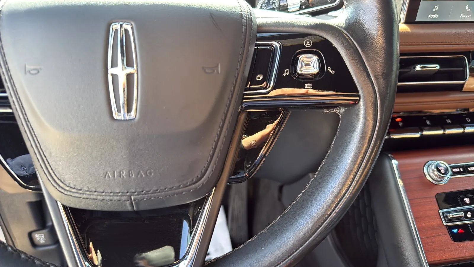 Lincoln Aviator photo 13