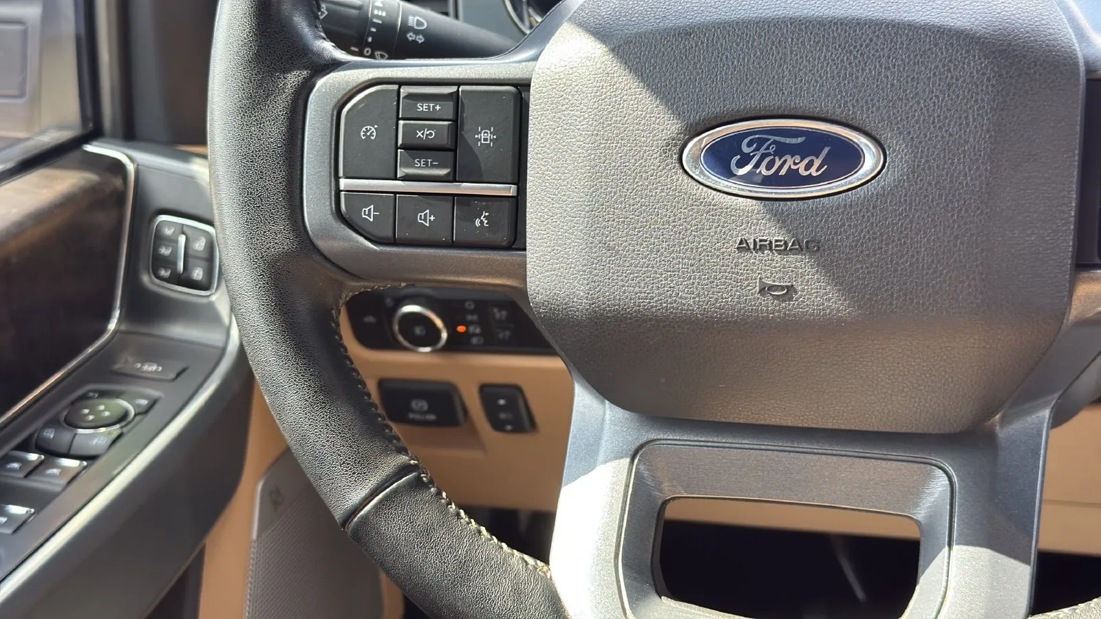 Ford F-150 photo 14