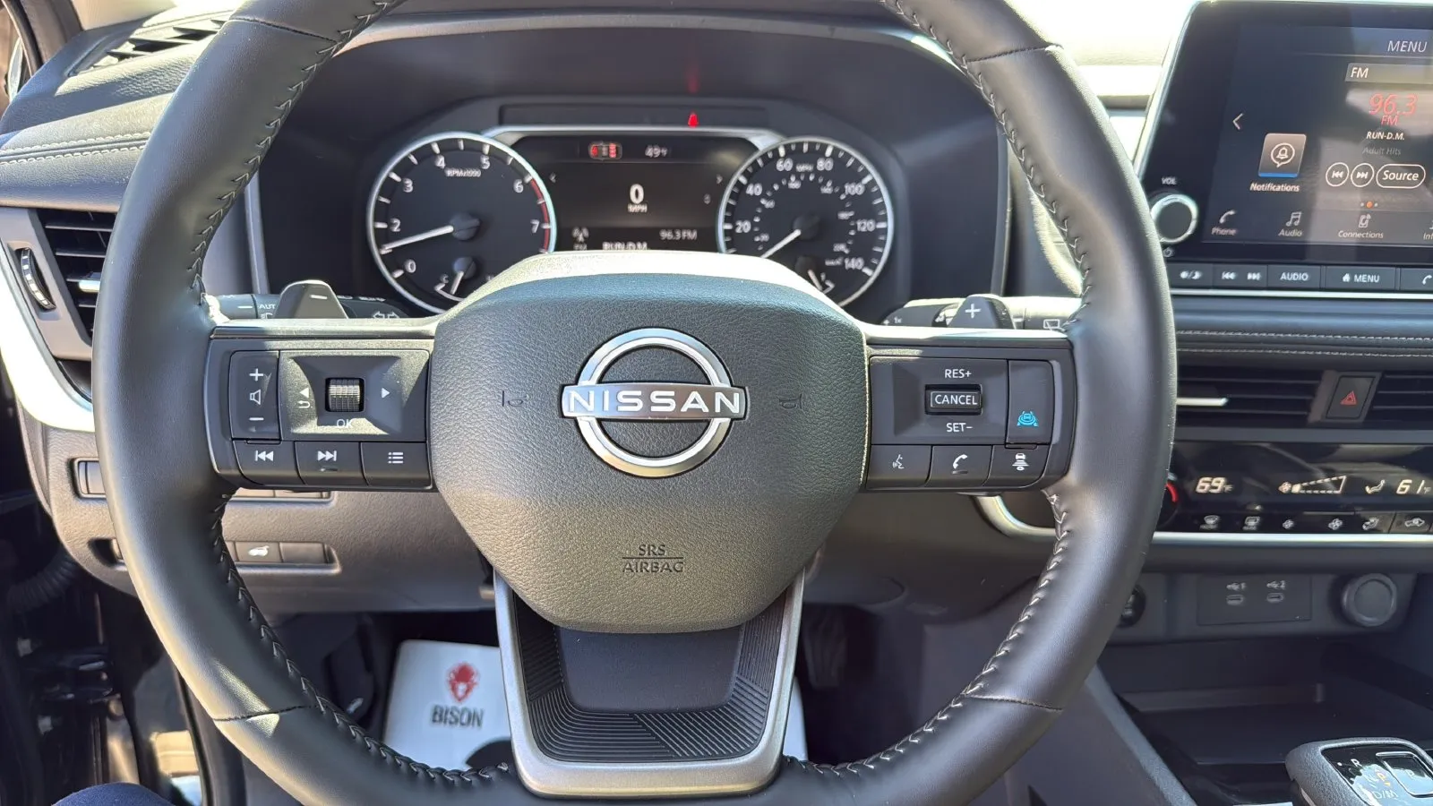 Nissan Rogue photo 11