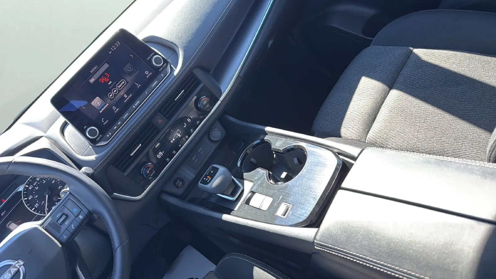 Nissan Rogue photo 17
