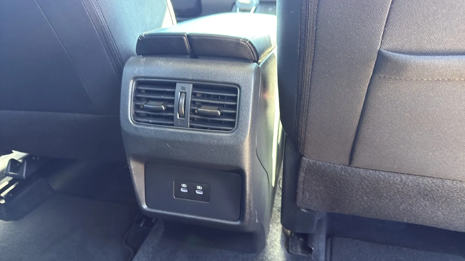 Nissan Rogue photo 24