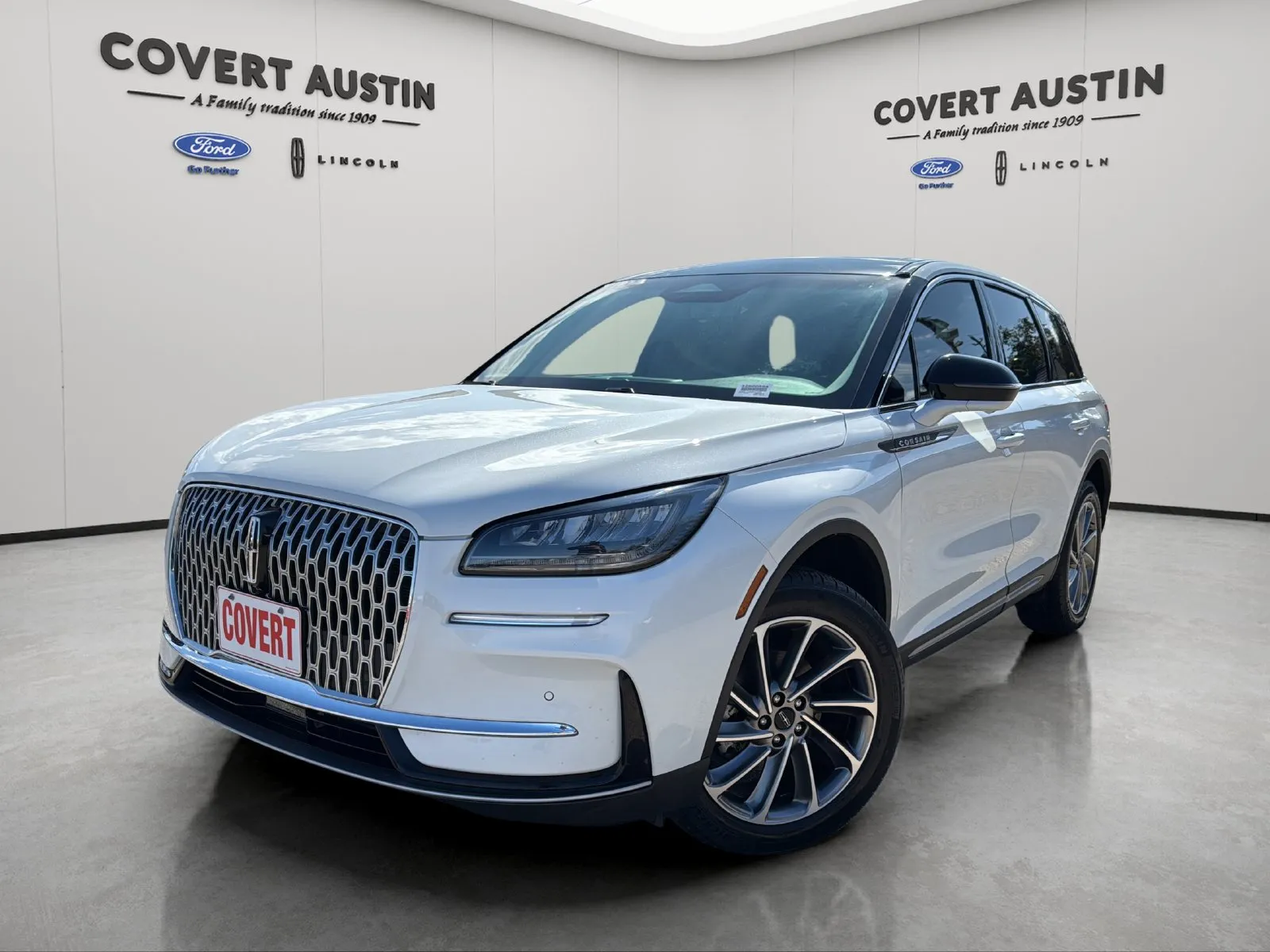 White 2024 Lincoln Corsair Premiere for sale in Austin, TX