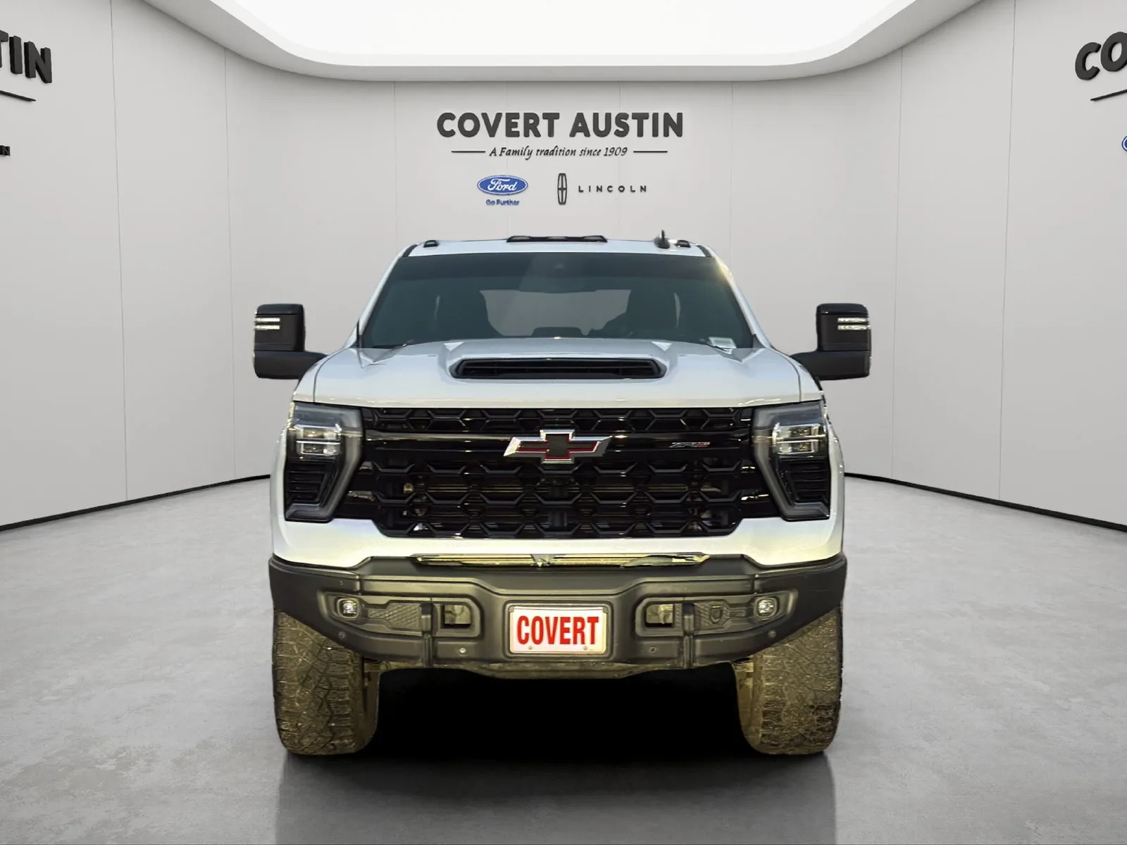 Chevrolet Silverado photo 5