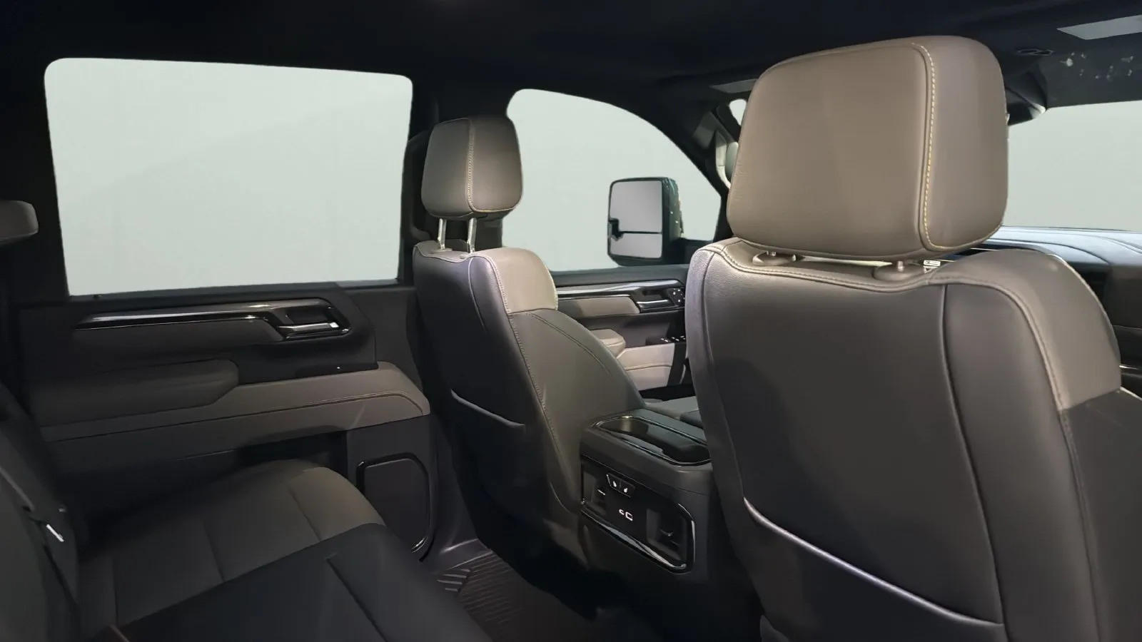 Chevrolet Silverado photo 25