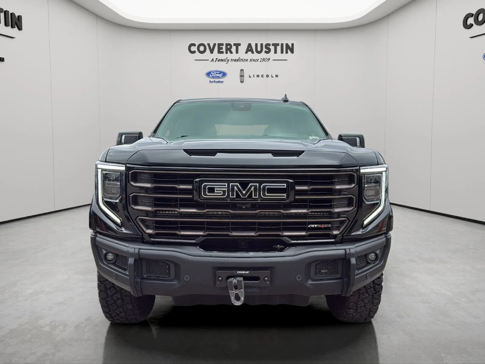 GMC Sierra photo 8