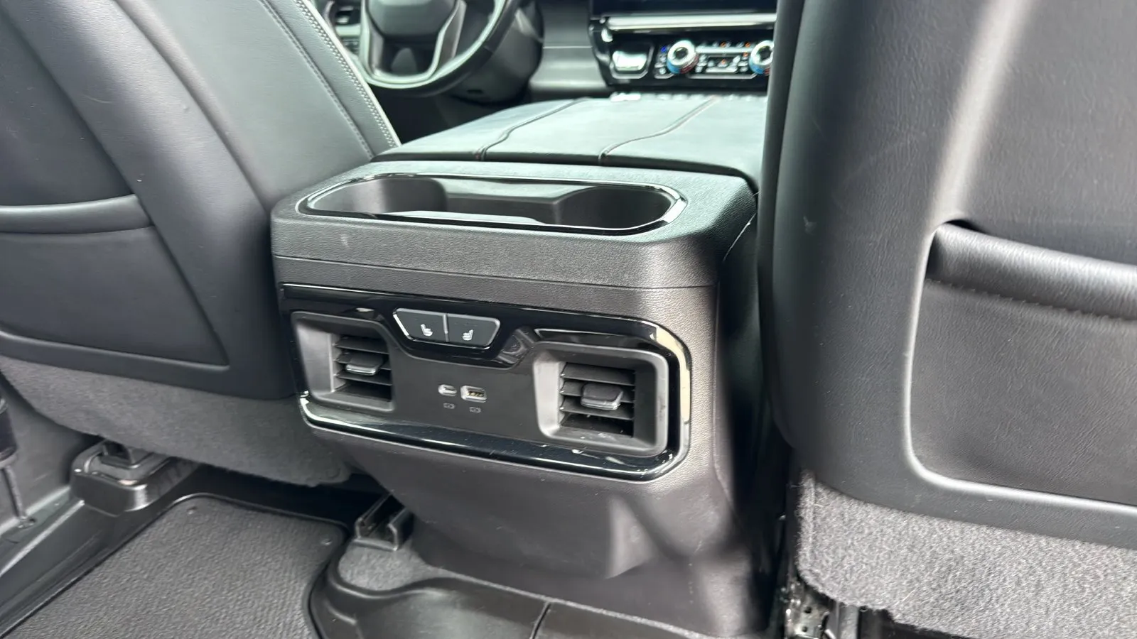 GMC Sierra photo 27