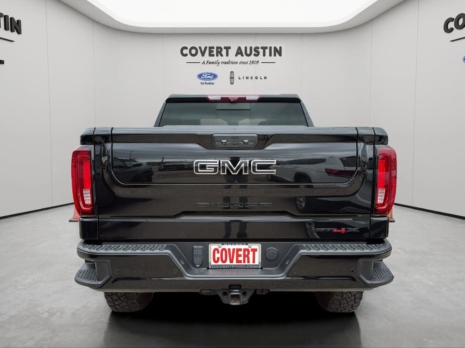 GMC Sierra photo 4
