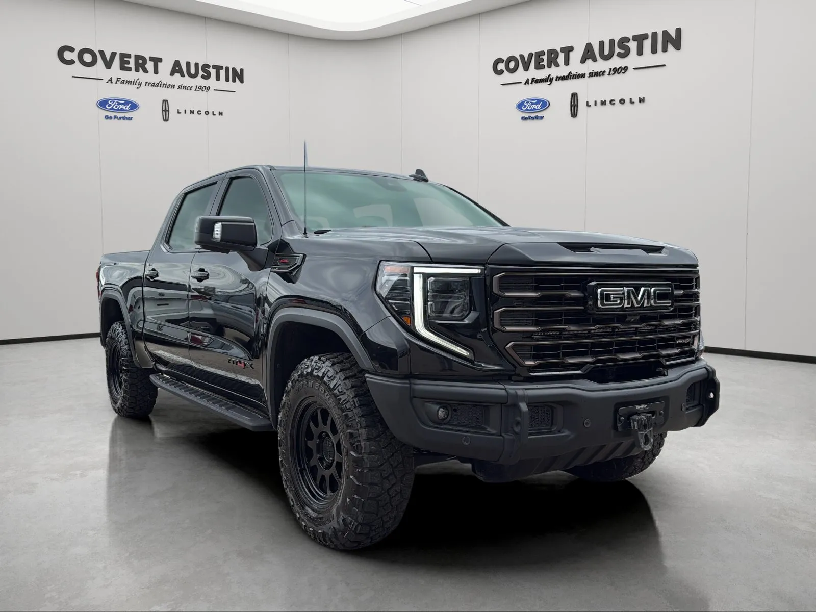 GMC Sierra photo 7