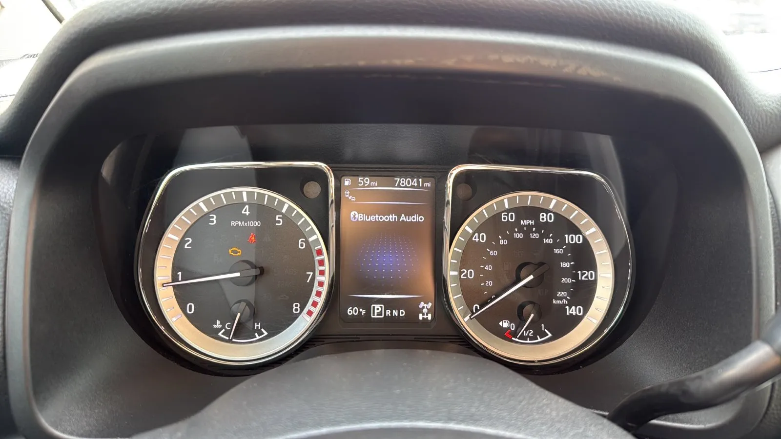 Nissan Titan photo 11