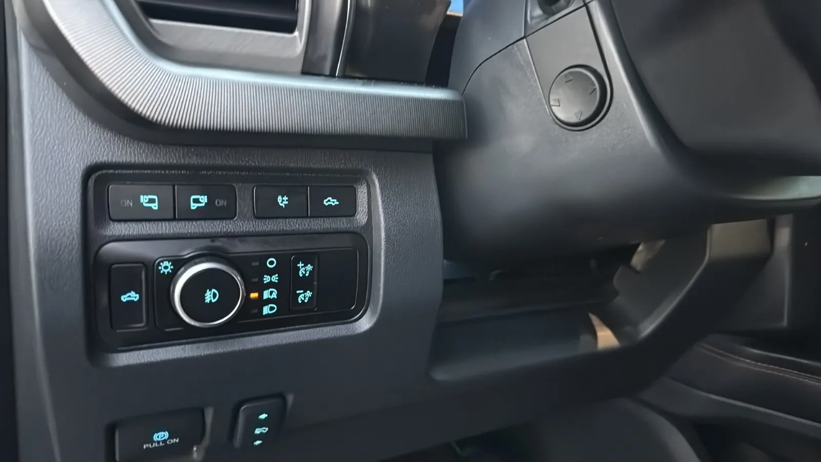 Ford F-250SD photo 17
