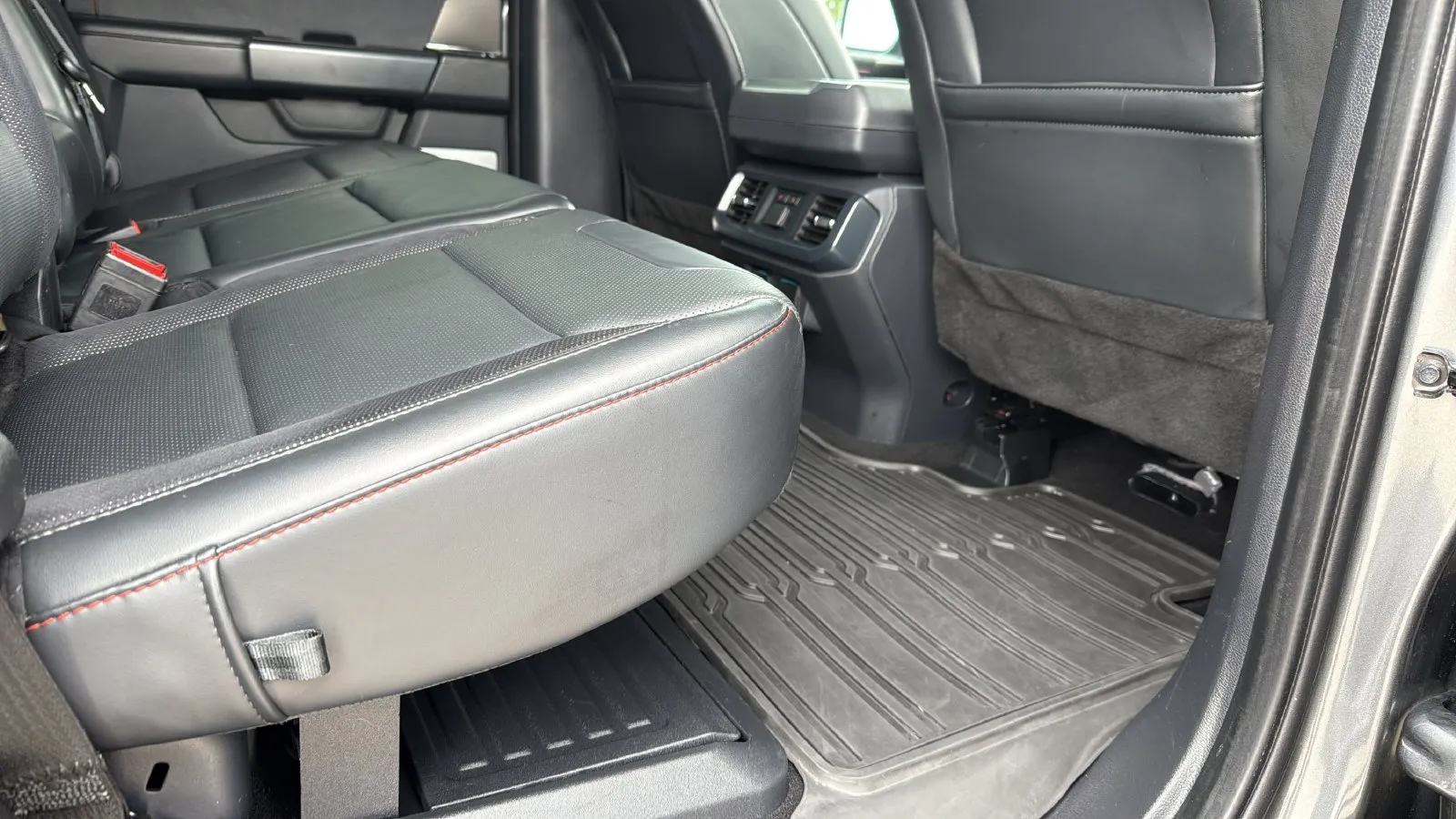 Ford F-150 photo 54