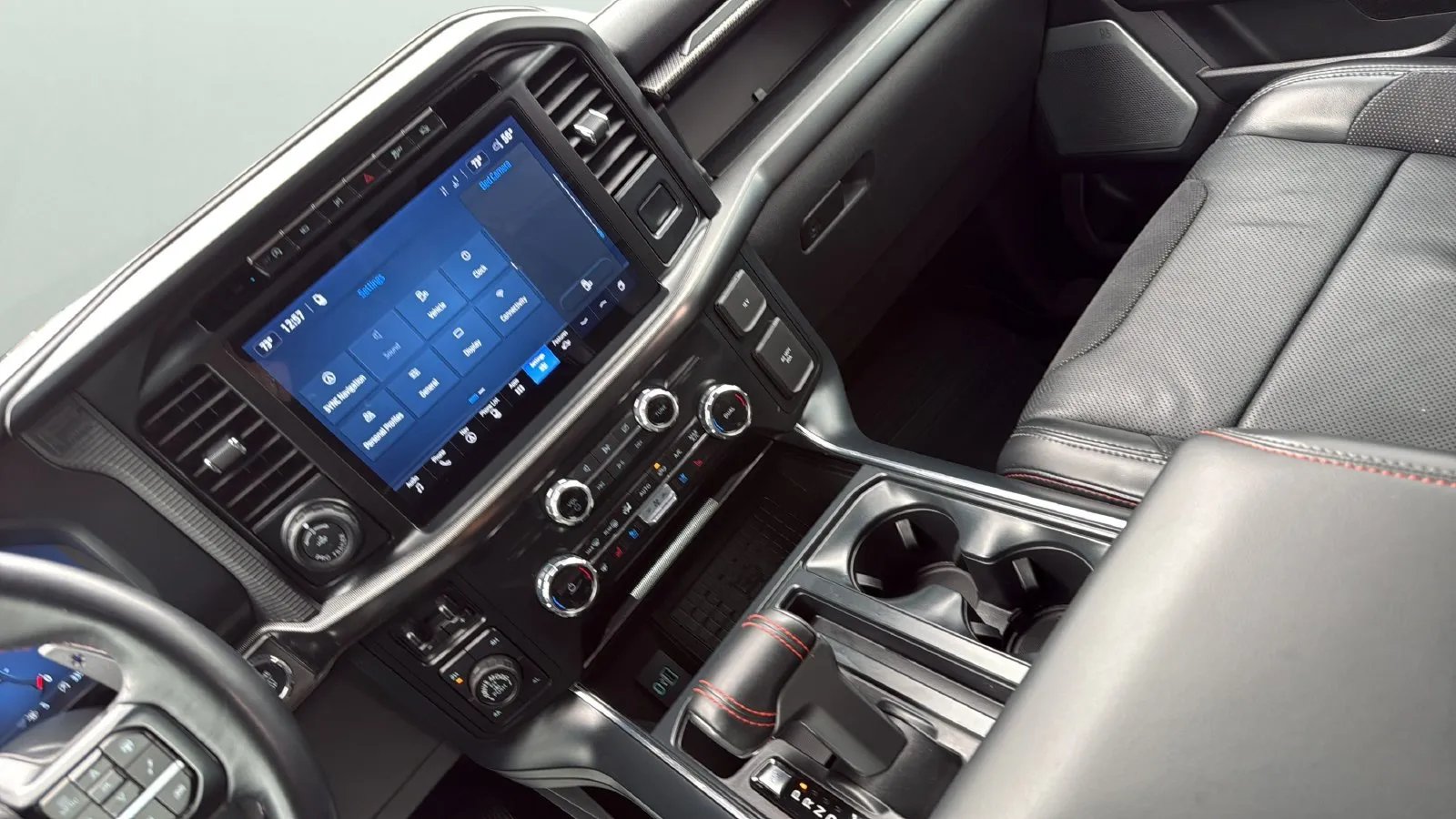 Ford F-150 photo 49
