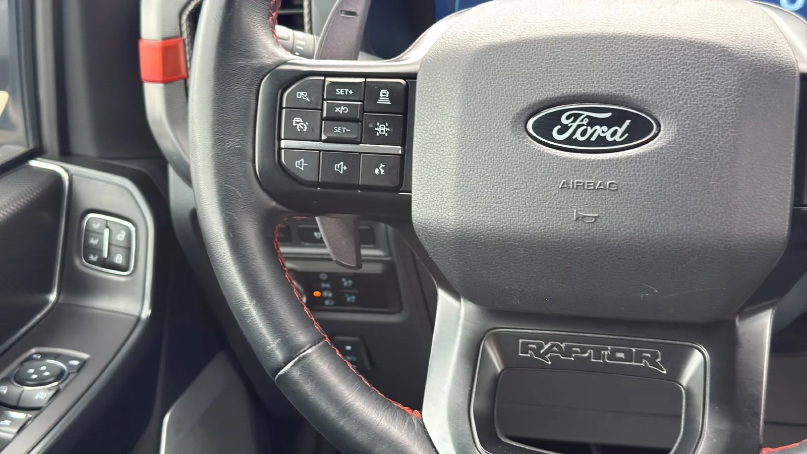 Ford F-150 photo 45