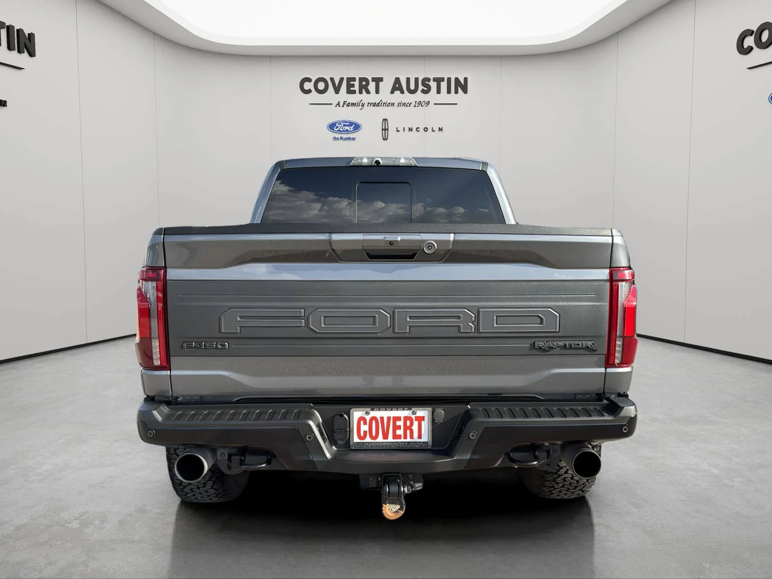 Ford F-150 photo 4