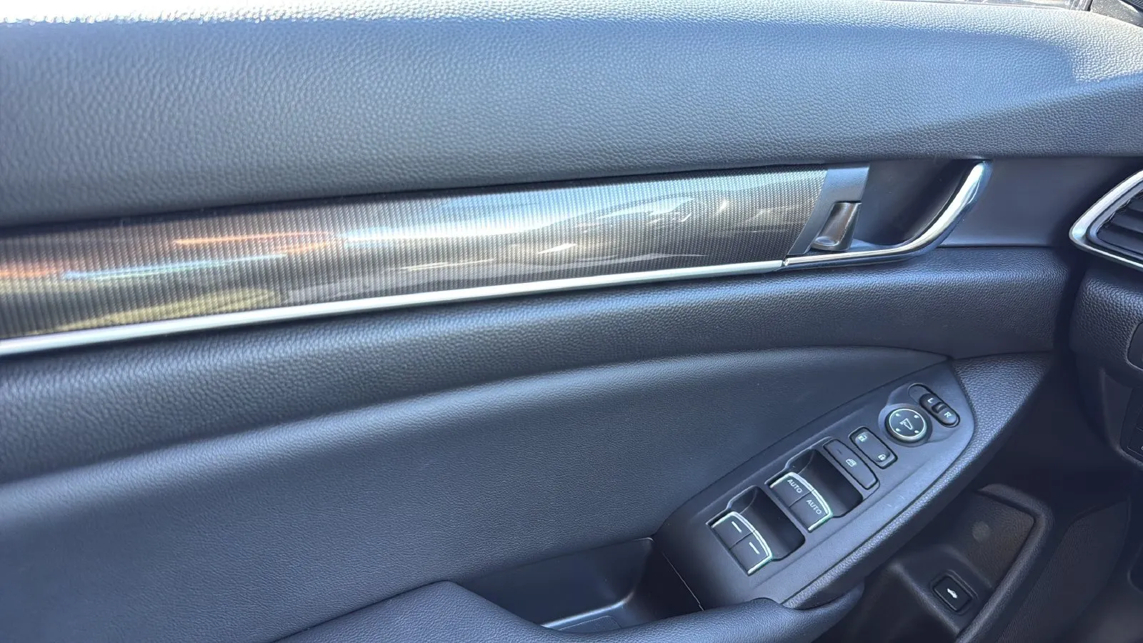 Honda Accord photo 6