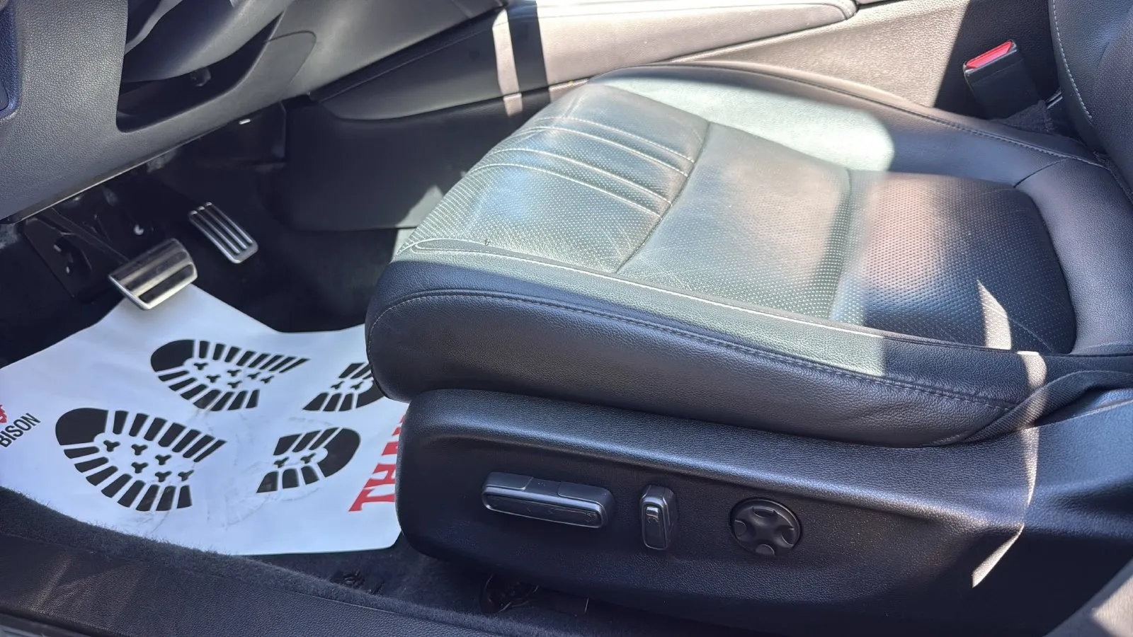 Honda Accord photo 5