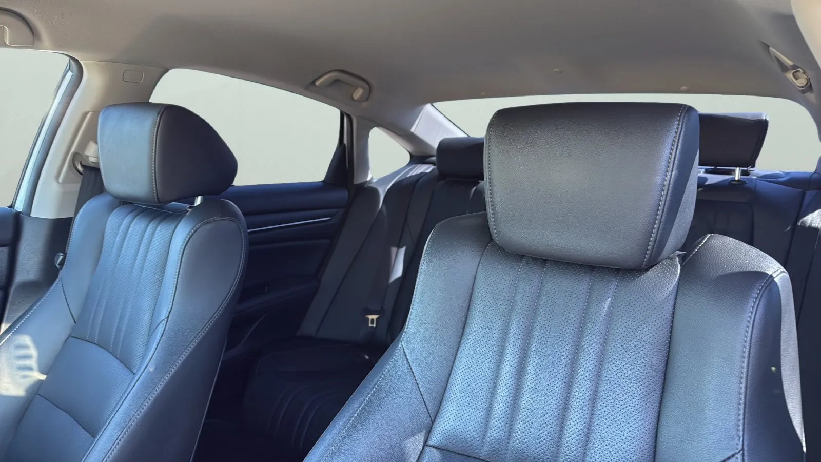 Honda Accord photo 4
