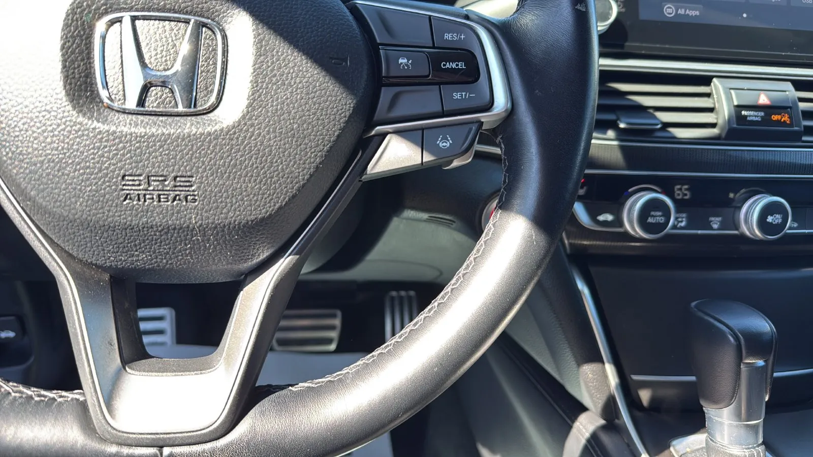 Honda Accord photo 10