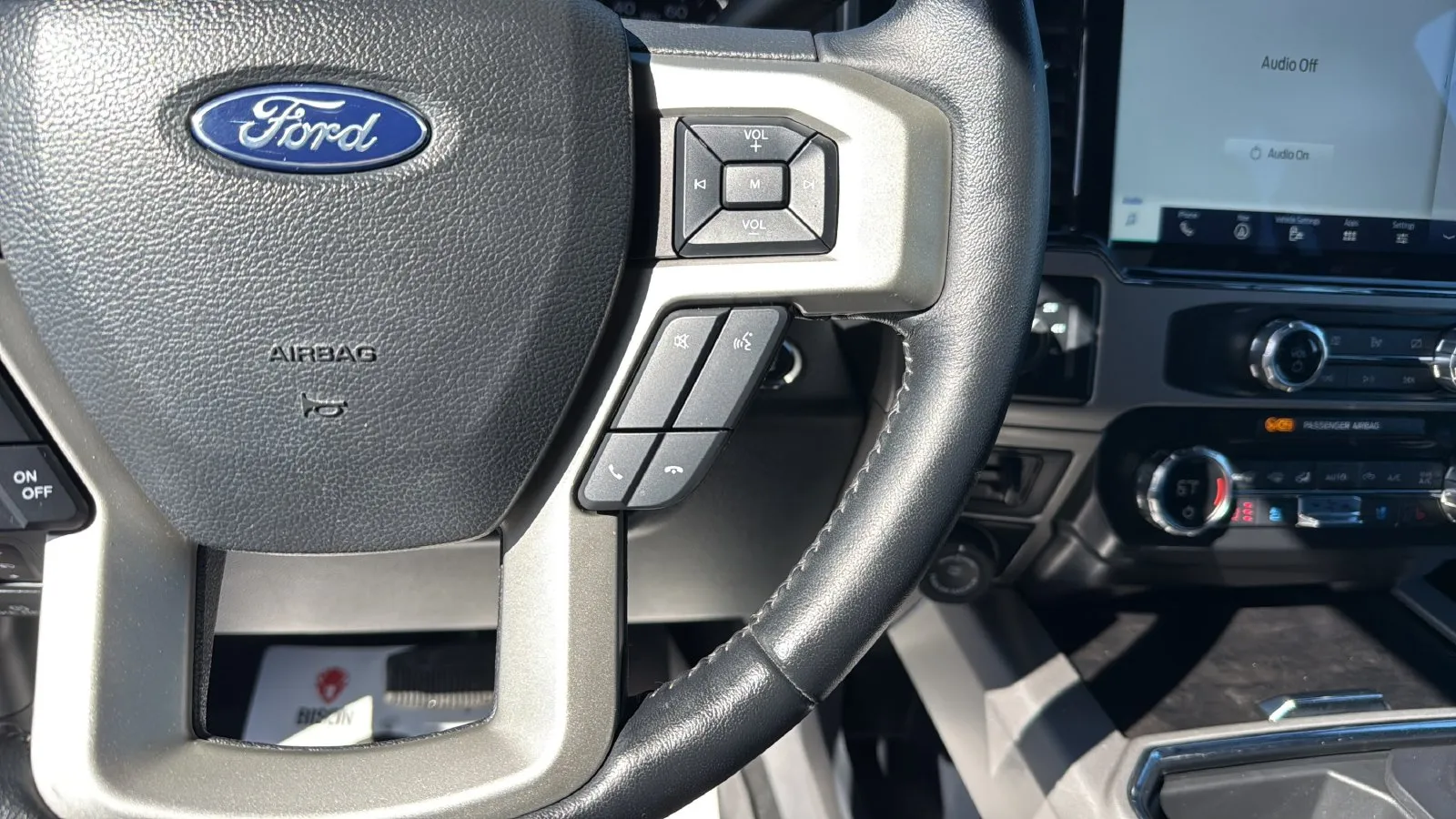 Ford F350SD photo 15
