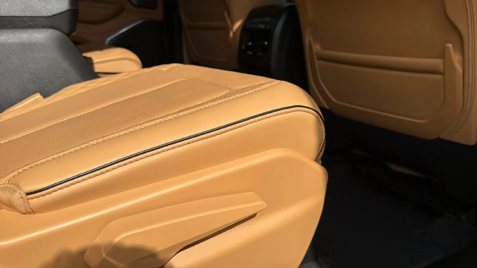 Jeep Grand Cherokee L photo 26