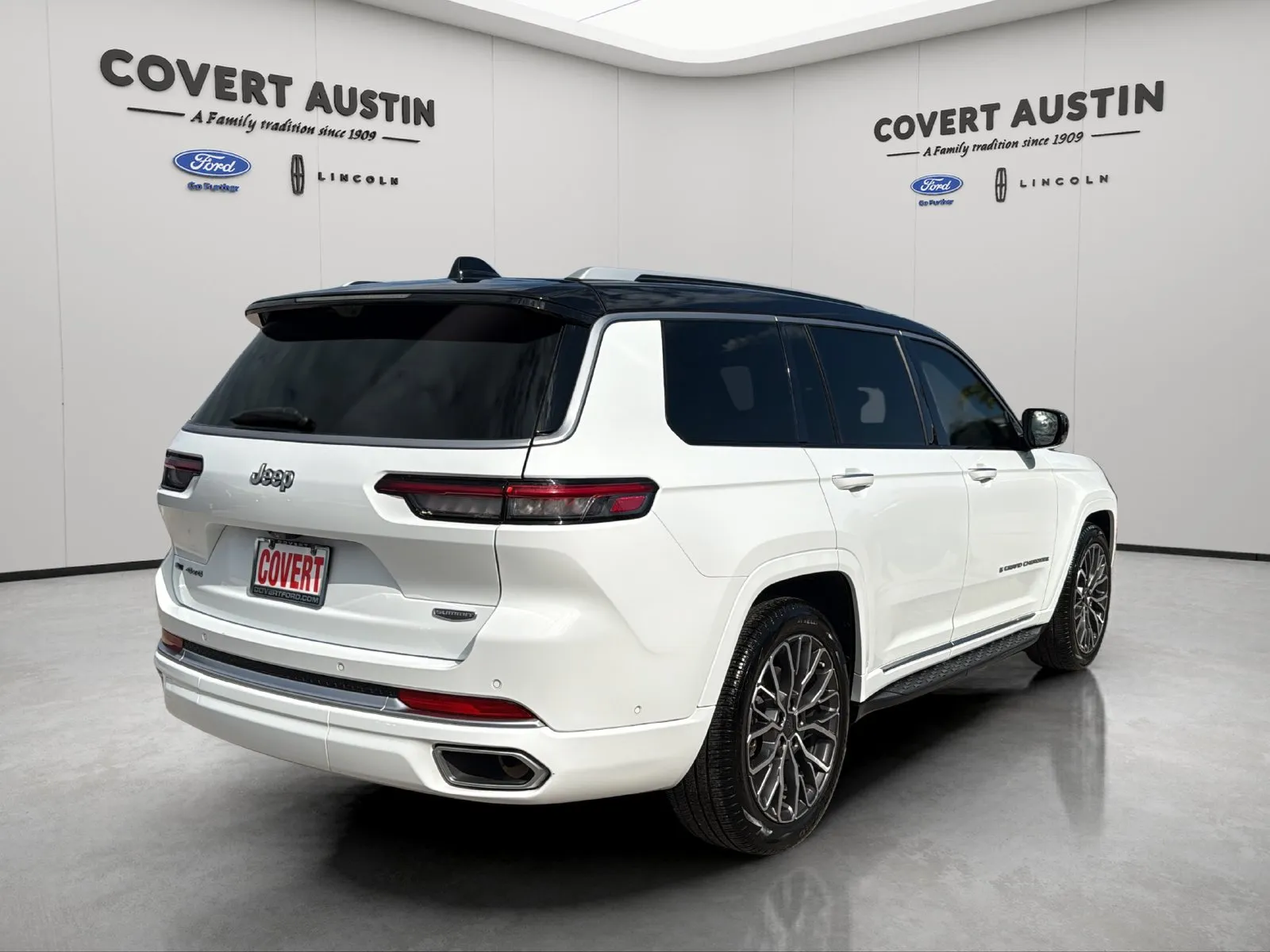 Jeep Grand Cherokee L photo 5