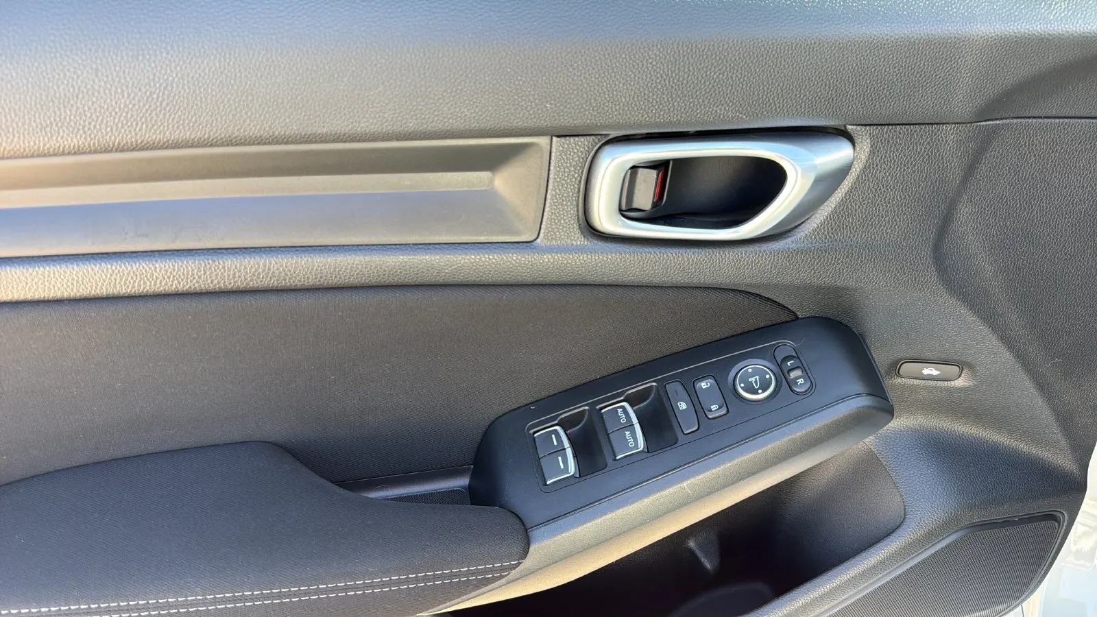 Honda Civic photo 28