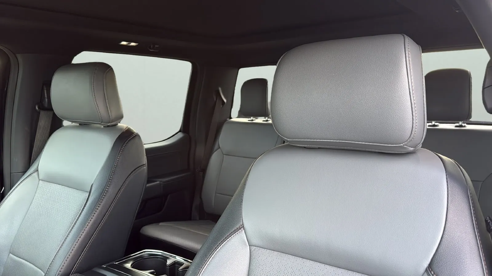 Ford F-150 photo 9