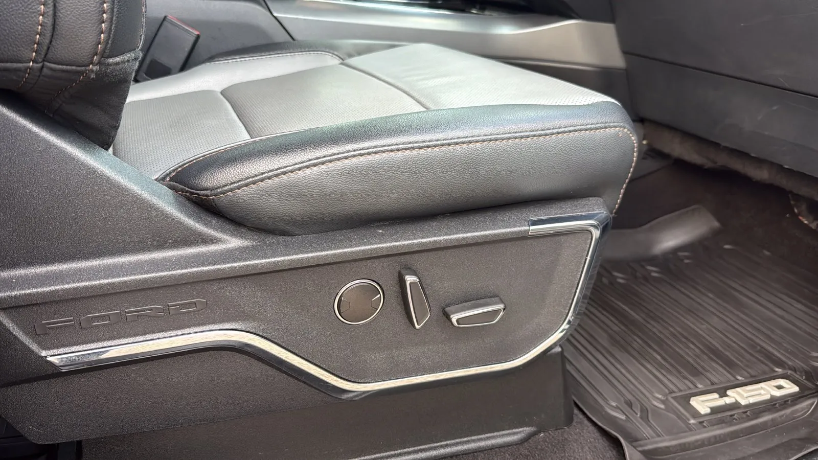 Ford F-150 photo 24