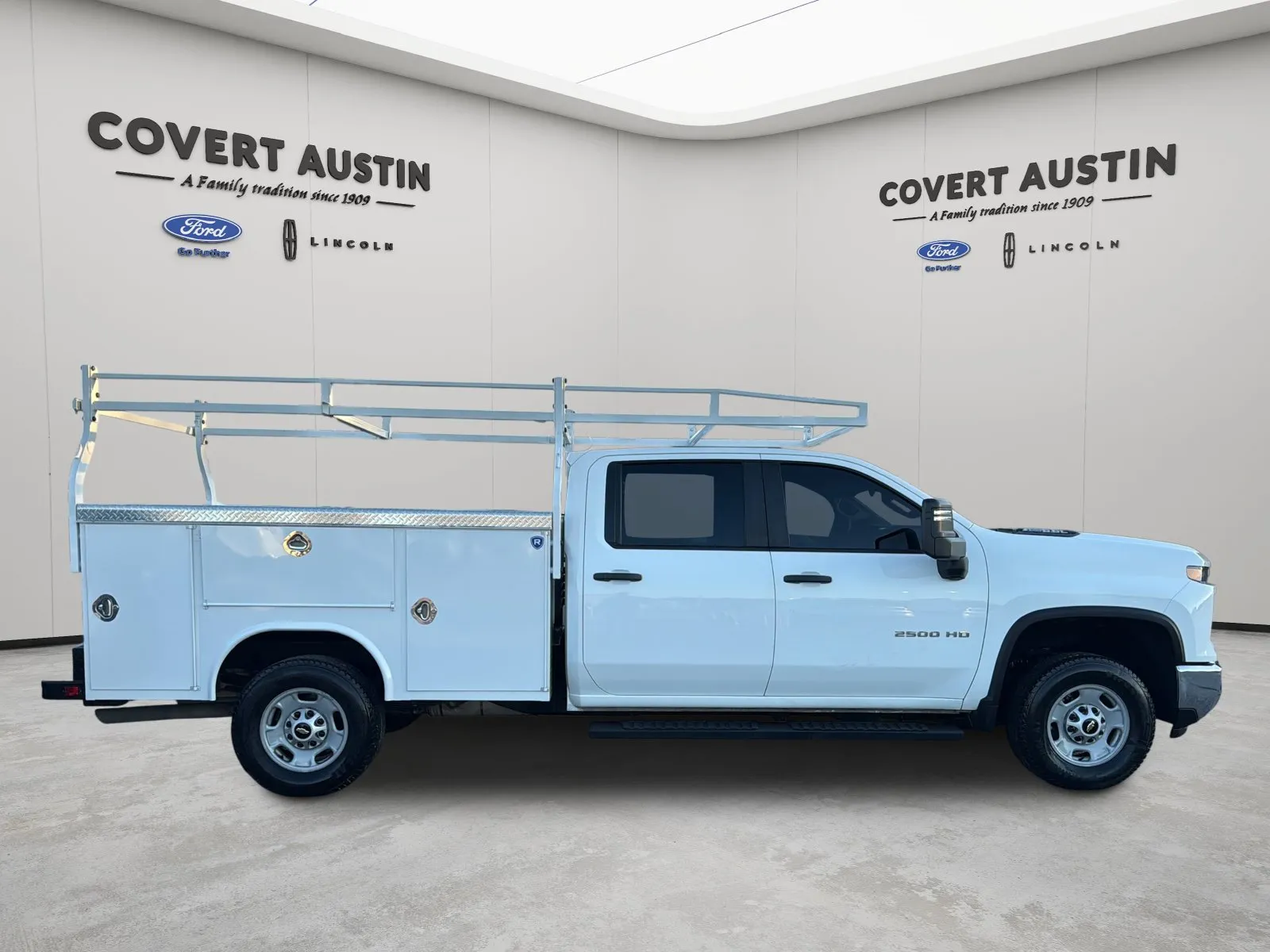 Chevrolet Silverado photo 6