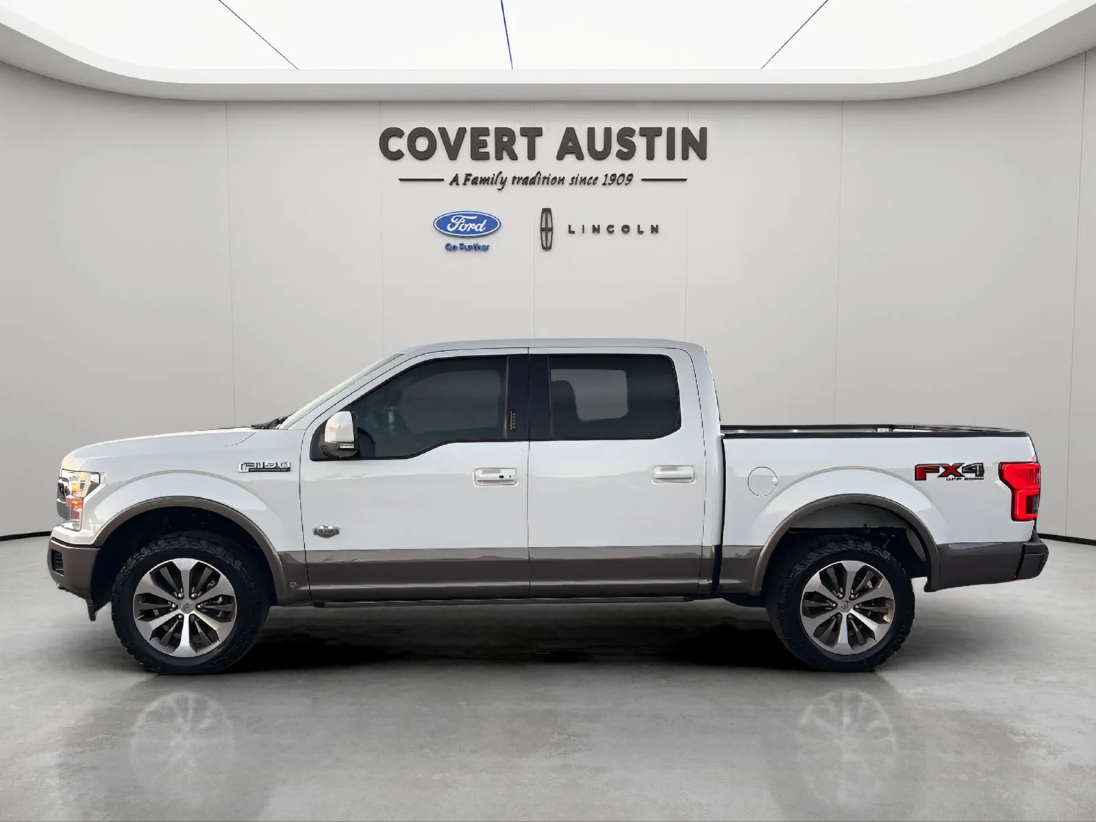Ford F-150 photo 2