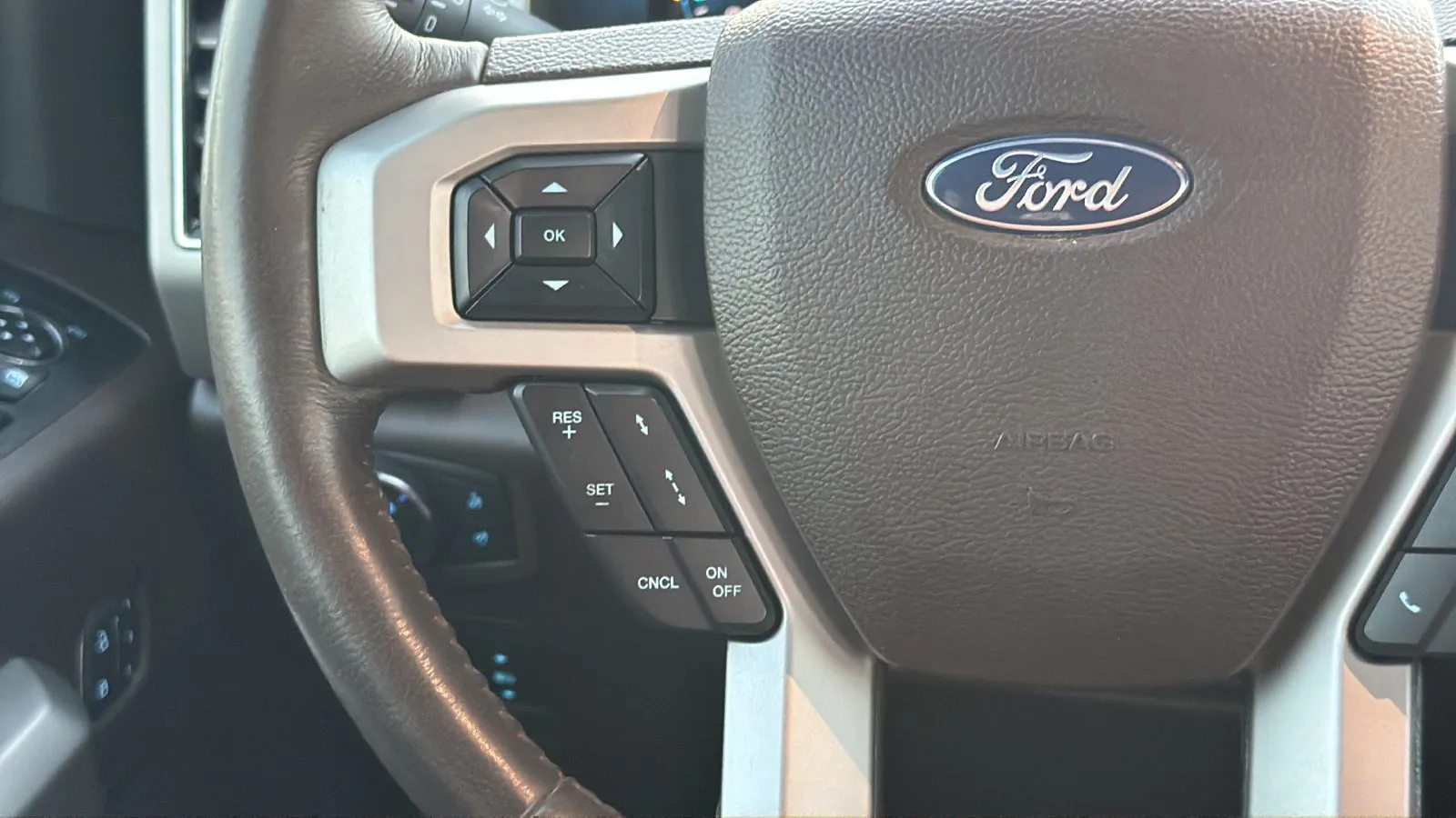 Ford F-150 photo 16
