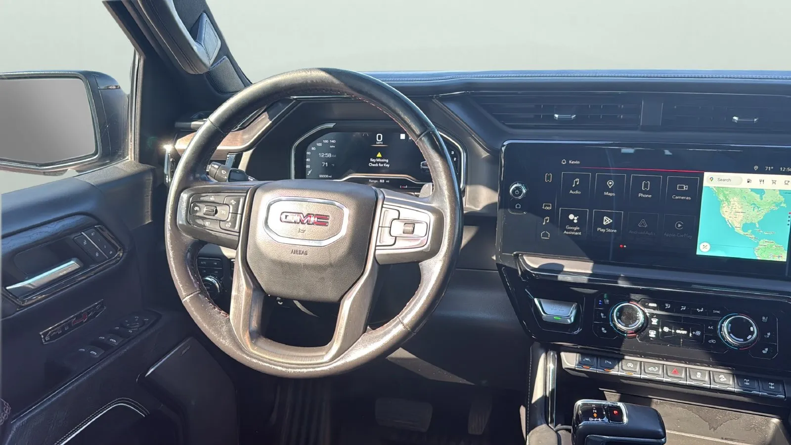 GMC Sierra photo 12